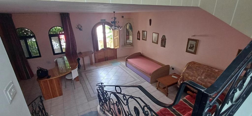 Posezení v ubytování Cosy spacious maisonette