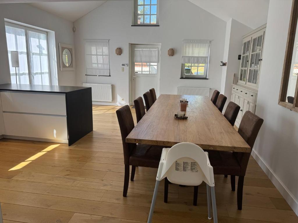 Kuchyň nebo kuchyňský kout v ubytování Maison privative dans un environnement idyllique