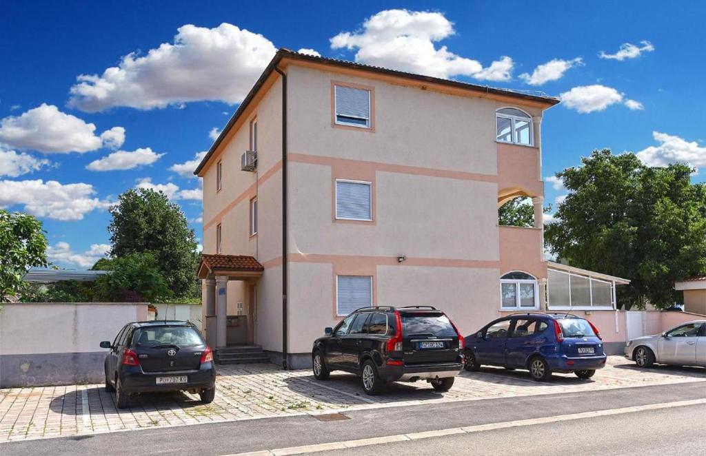 Bright apartment in Medolino