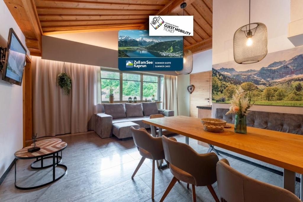TV a/nebo společenská místnost v ubytování Alm Appartements ZellamSee