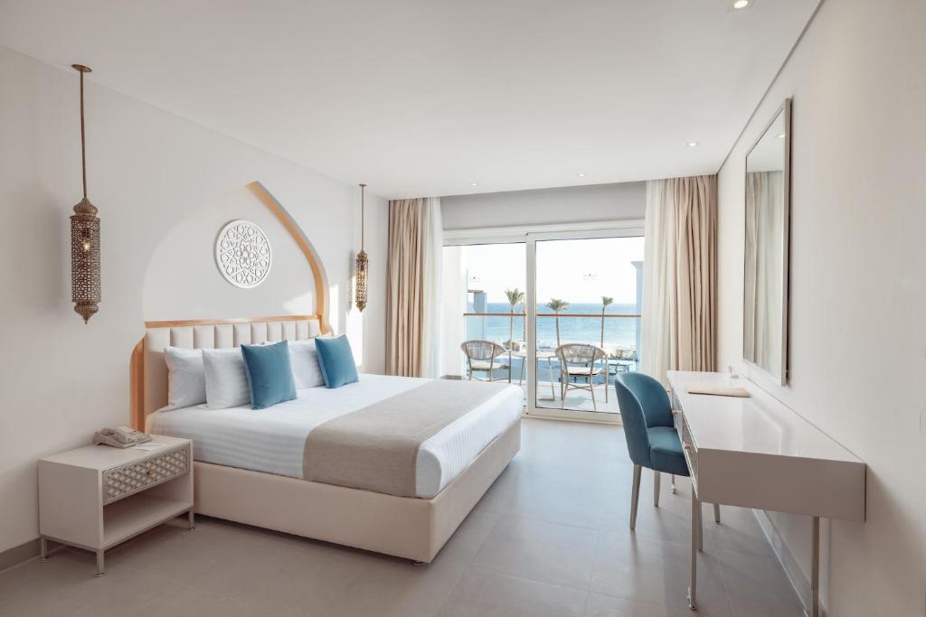 Sunrise Remal Beach Resort - 10