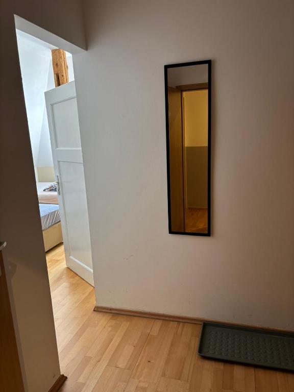 Fotografie z fotogalerie ubytování Doppelzimmer-Bad-Kühlschrank-Tv-19 v destinaci Meine