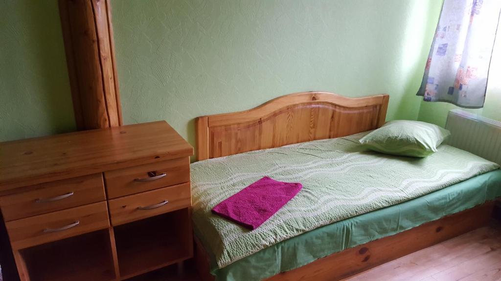 Postel nebo postele na pokoji v ubytování Apelsīns