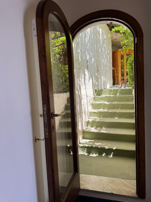Фотография из галереи La Dolce Vita a Positano boutique hotel в Позитано