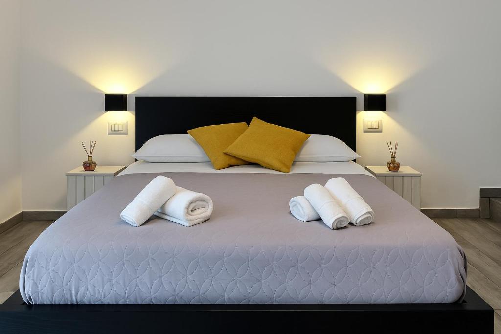 NAPOLI VIBES Rooms - 17