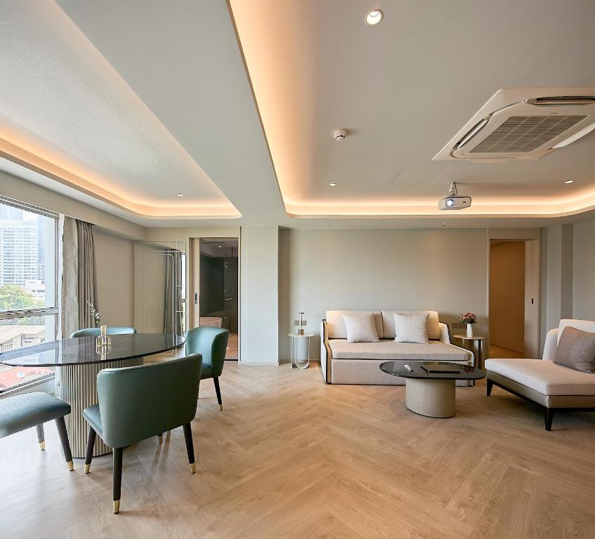 The Path Siam - Resim 23