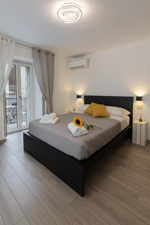 NAPOLI VIBES Rooms - 11