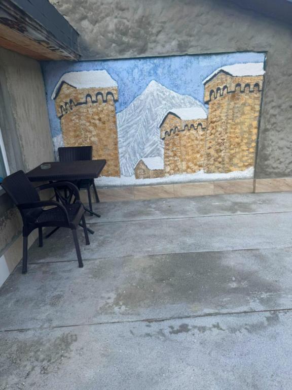 Vista general d'una muntanya o vistes d'una muntanya des de l'hostal o pensió