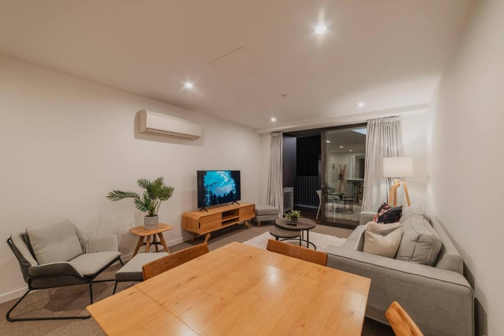 Convenient City Pad - 2BR Laundry Sleeps 5 - Resim 21