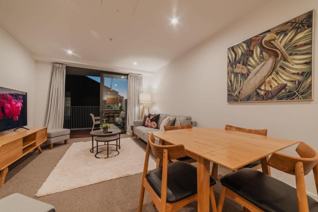 Convenient City Pad - 2BR Laundry Sleeps 5 - Resim 31