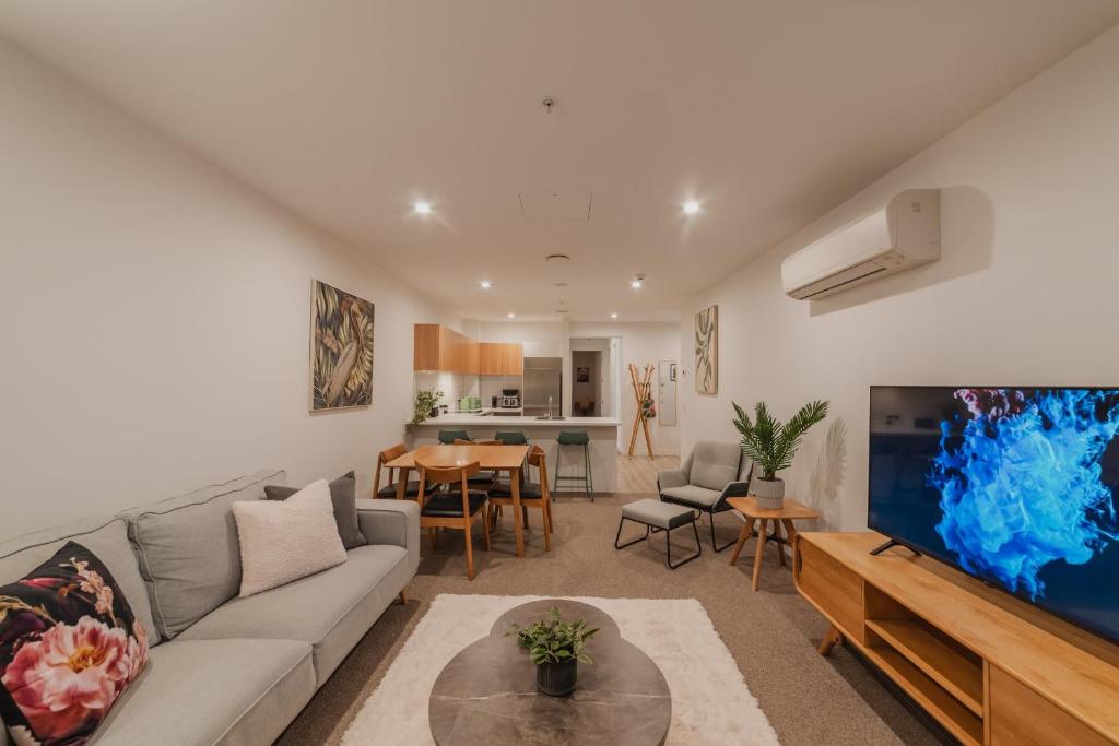 Convenient City Pad - 2BR Laundry Sleeps 5 - Resim 34