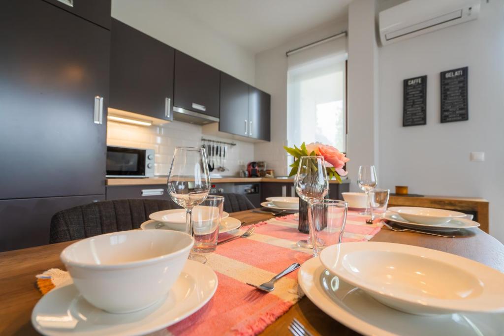 Kuchyňa alebo kuchynka v ubytovaní Fox apartman A11