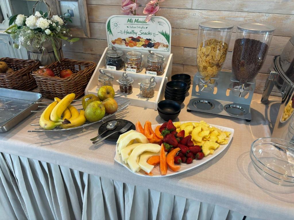 Hotel Garisenda B&B - in Centro a Riccione - - Resim 17