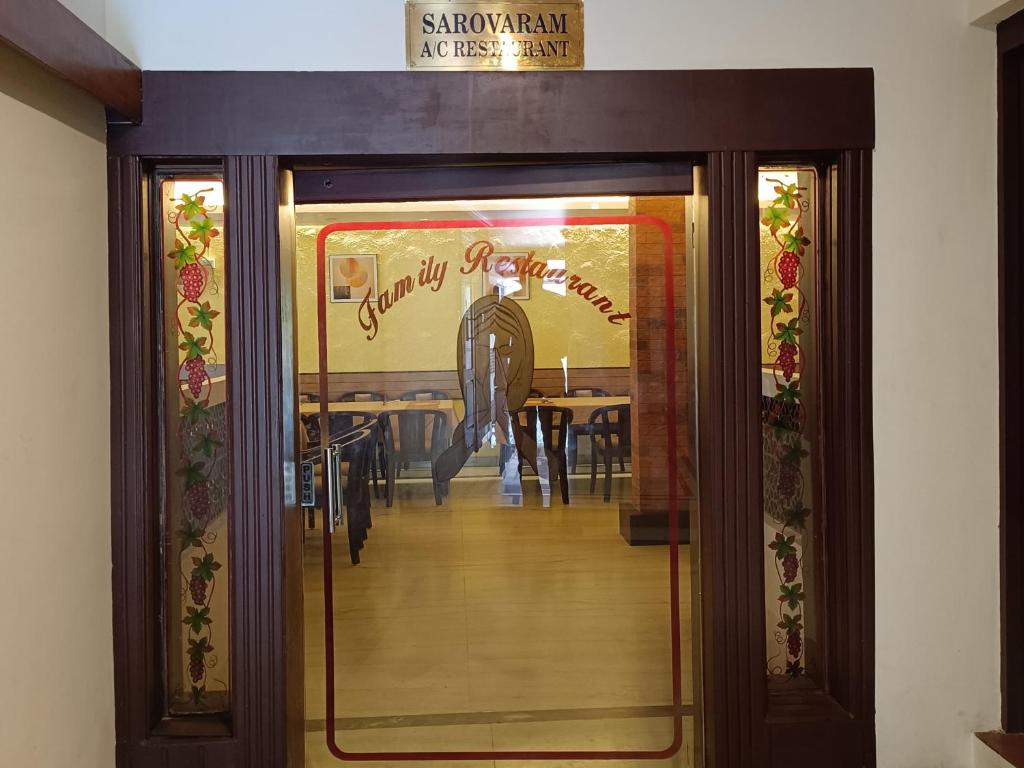 Fotografie z fotogalerie ubytování Hotel Keerthi Regency v destinaci Vayalār