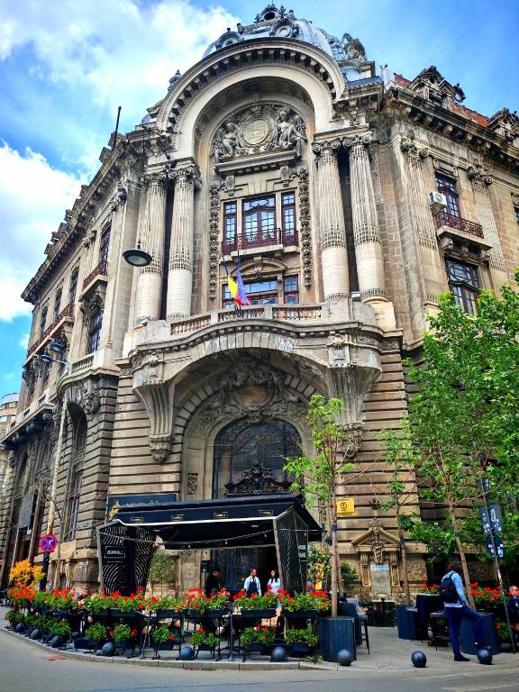 NF Palace Old City Bucharest - Resim 3