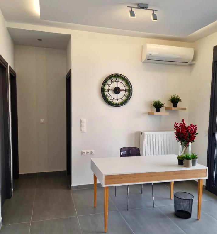 10 Apartments & Suites Athens - Resim 8