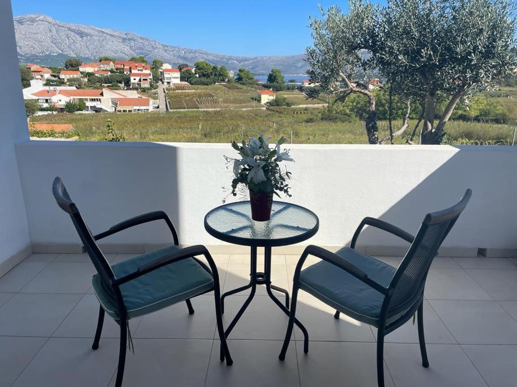 Nespecifikovaný výhled na hory nebo výhled na hory při pohledu z apartmánu