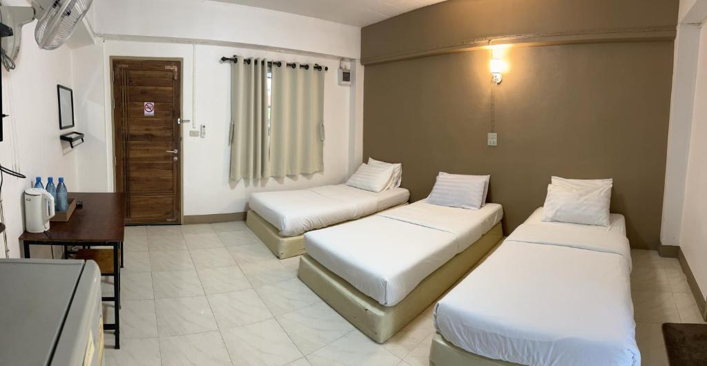 Phuviewplace Hotel - โรงแรมภูวิวเพลส - 三个房间