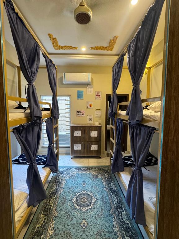Gambar di galeri bagi Backpackers Den di Lahore