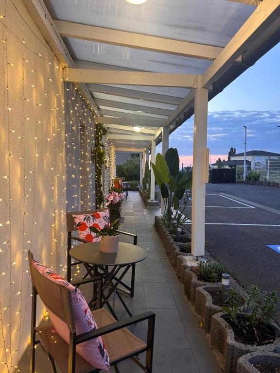 Balkón nebo terasa v ubytování Hôtel Le Lys