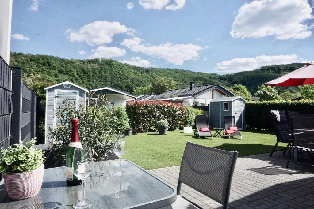 Ferienhaus Ufergeheimnis am Glser Moselbogen I 2 SZ I 5 Gste I Badebucht  I Grill I Garten, Koblenz (aktualisierte Preise fr 2026)