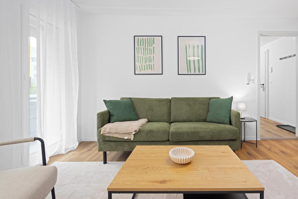 Posezení v ubytování STAYY Rigi Suites - Self-check-in Premium Apartments - 20min to Lucern - 7min Walk to Lake - Public Transport - Washer Dryer