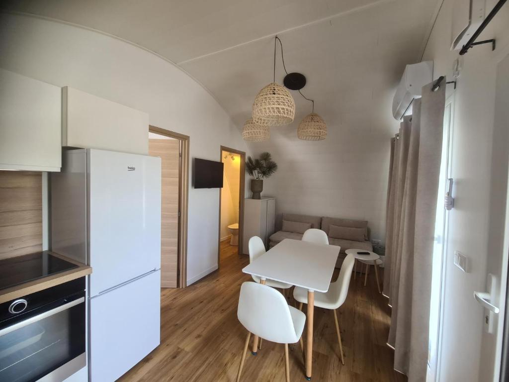 Kuchyň nebo kuchyňský kout v ubytování Au Jardin d'Edel Gîtes Centre Alsace