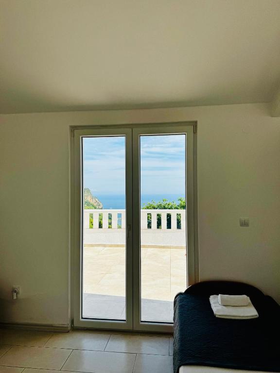 Budva Felix Suites - 19