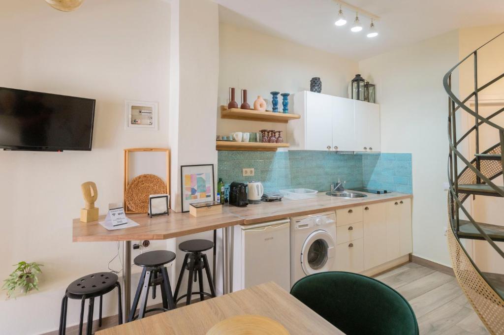 Kuchyň nebo kuchyňský kout v ubytování Maisonette Pylos