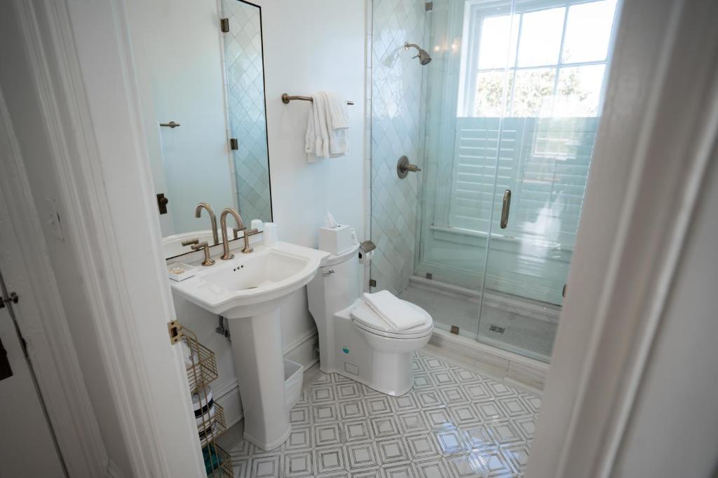 20 South Battery - Pringle Suite