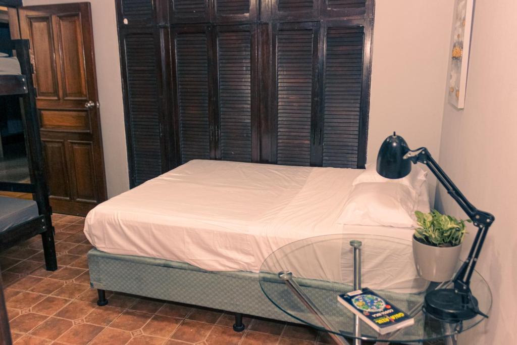 Postel nebo postele na pokoji v ubytování Chillout Hostel Barrio Escalante