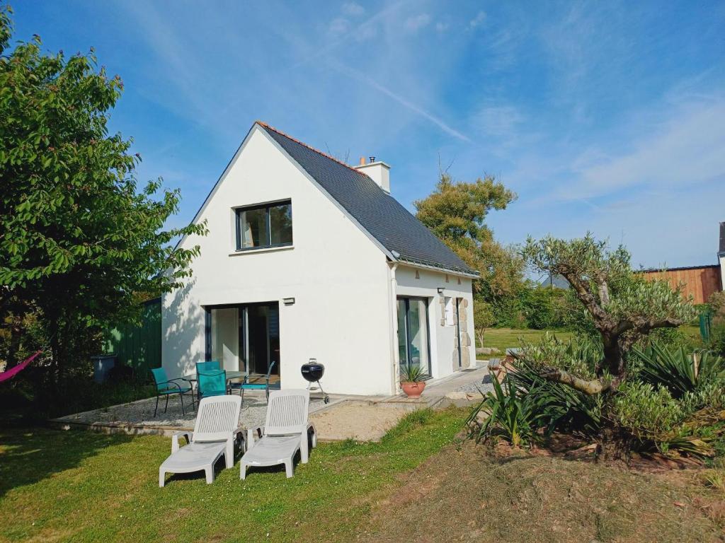 En have udenfor Maison de vacances 4 Pers avec jardin privatif à 1km PLAGE Lines et 300m de la mer de Gâvres - AR PIL JADUR