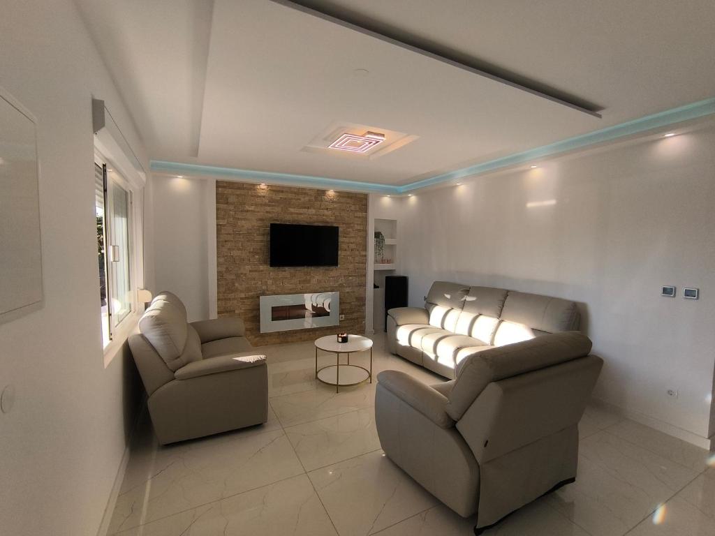 TV a/nebo společenská místnost v ubytování Apartments Villa Tanja