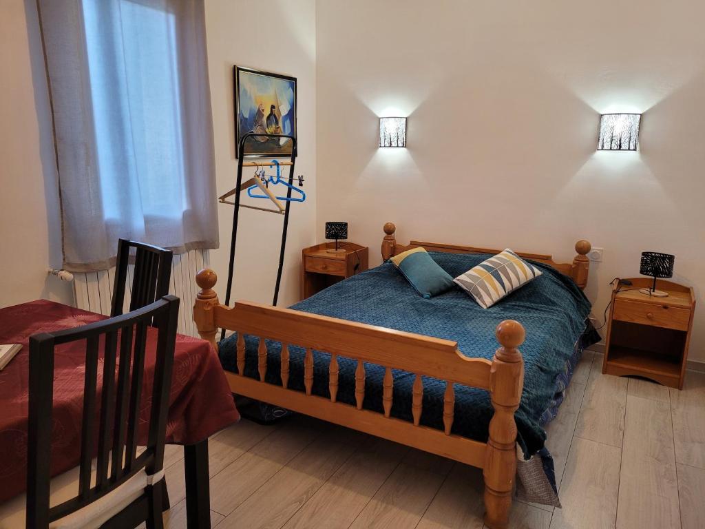 Photo de la galerie de l'établissement Les chambres de Chrysalide du Lubéron, à Cheval-Blanc