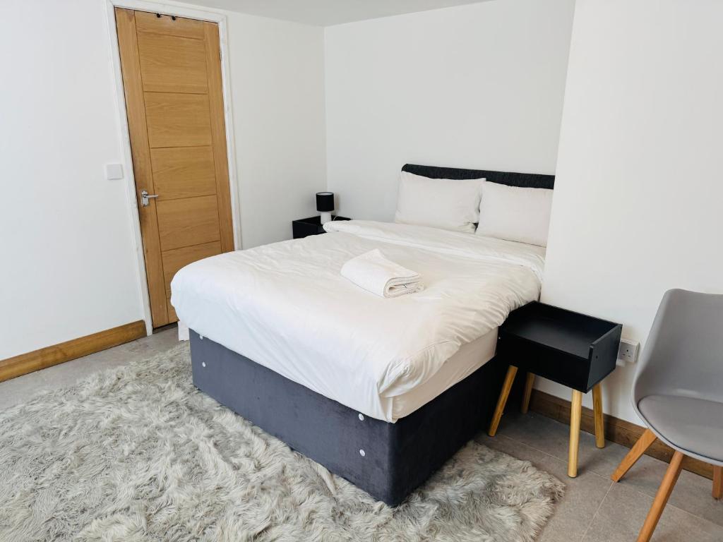 Hotels 24-7 - The Old Victoria Hotel - Apartamento