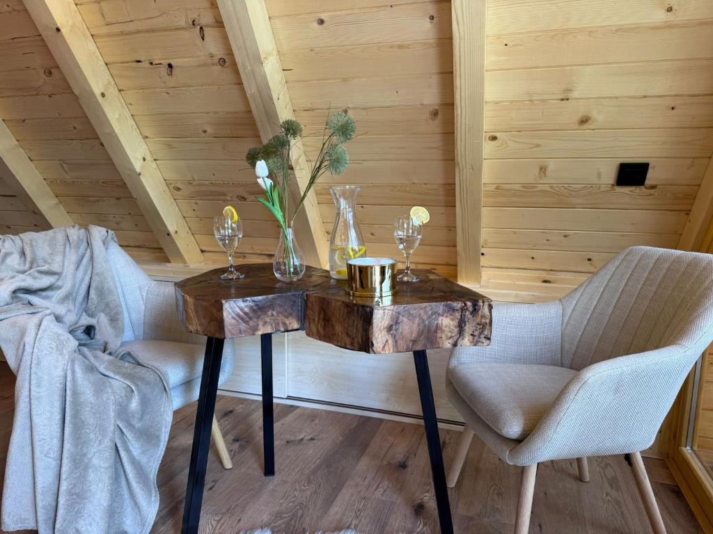 Ein Sitzbereich in der Unterkunft Cottage Lana 2