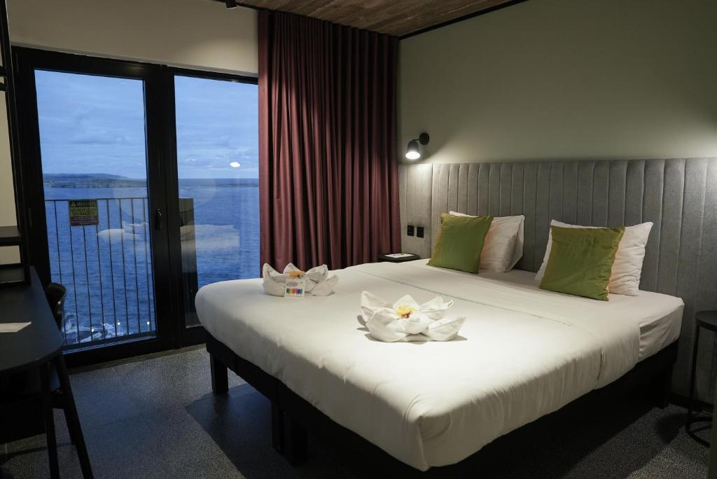 ibis Styles ST Pauls Bay Malta - 11