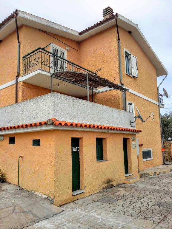 Budynek, w którym mieści się apartament