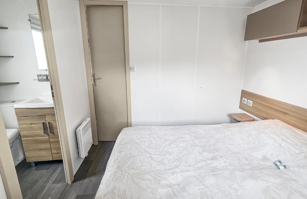 Postel nebo postele na pokoji v ubytování Pause à Litteau