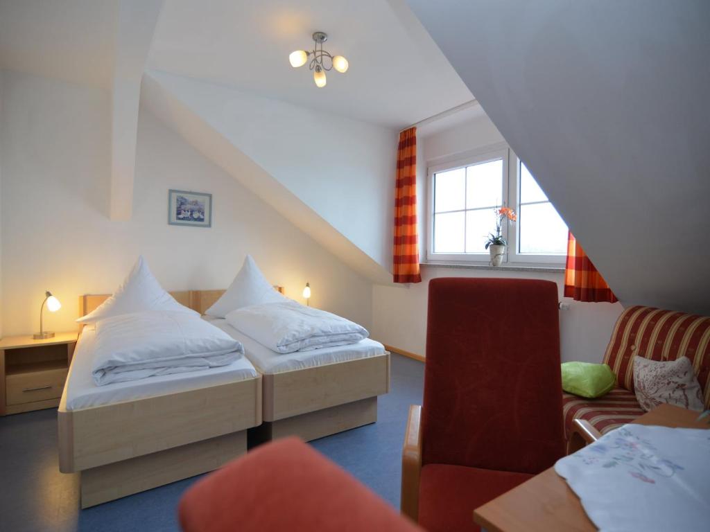 Postel nebo postele na pokoji v ubytování Comfortable Apartments in Rotthalmünster