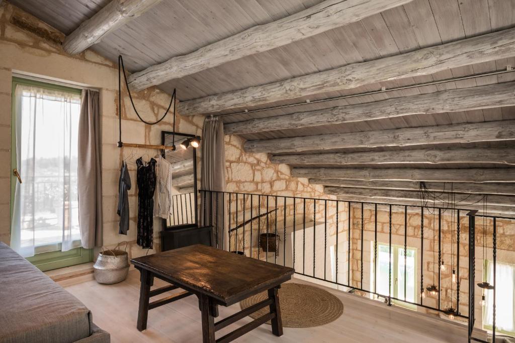 Fotografie z fotogalerie ubytování BOUTIQUE VILLA PETRA AMANDA Heated pool optional v destinaci Fílippos