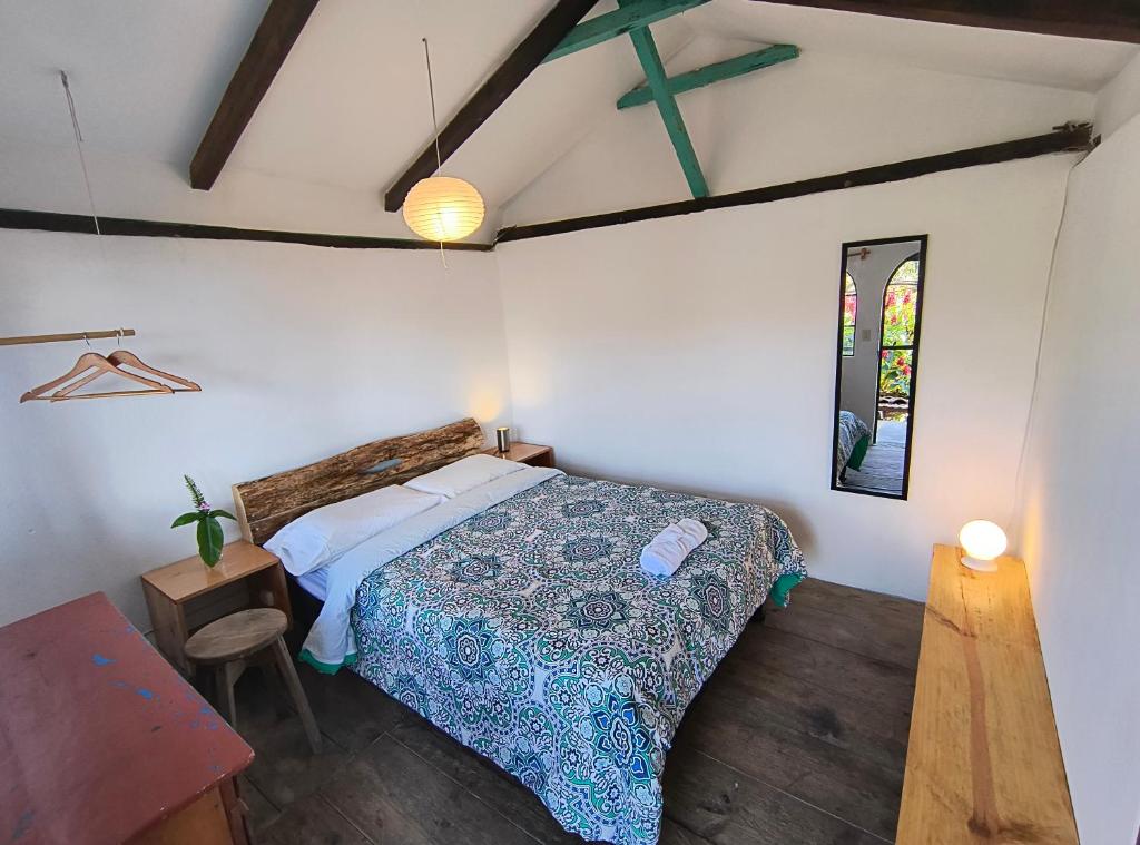 ELOA Atitlán - Habitación Doble Con Baño Compartido