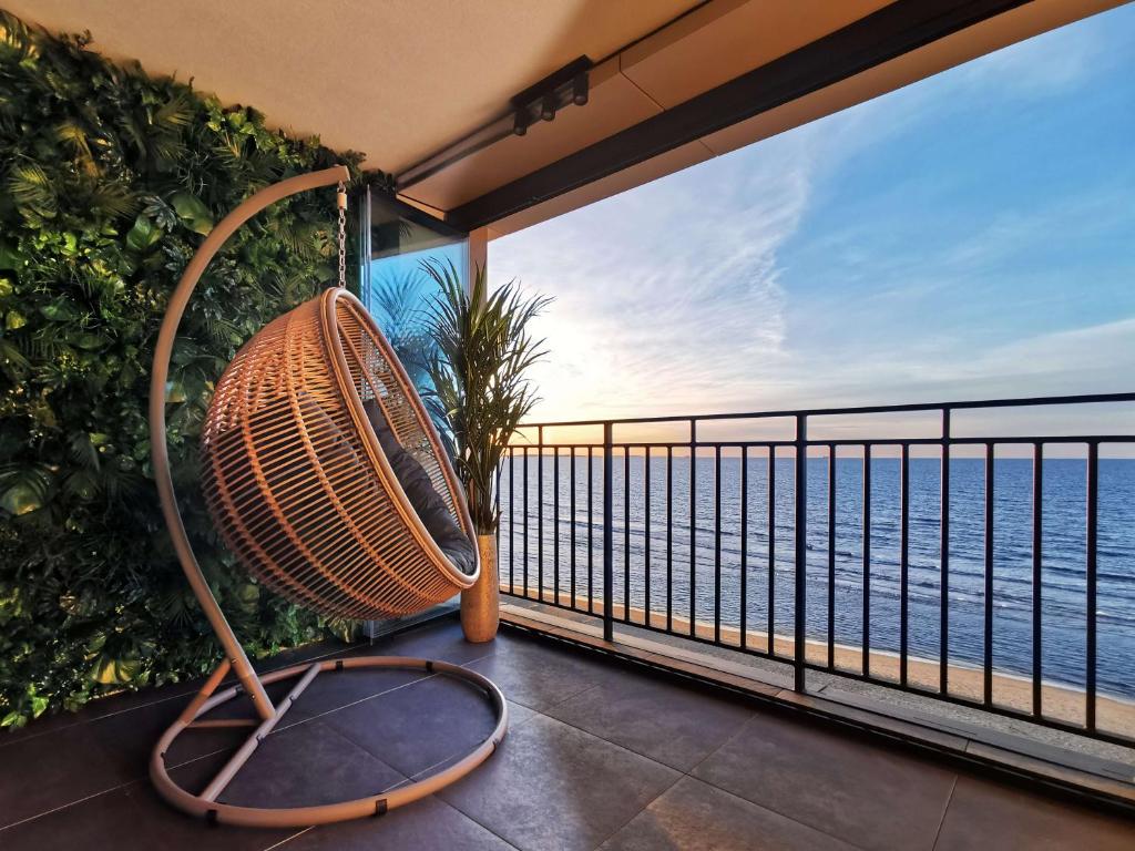 Balkón nebo terasa v ubytování Sea View Smart & Garden VIP Apartment