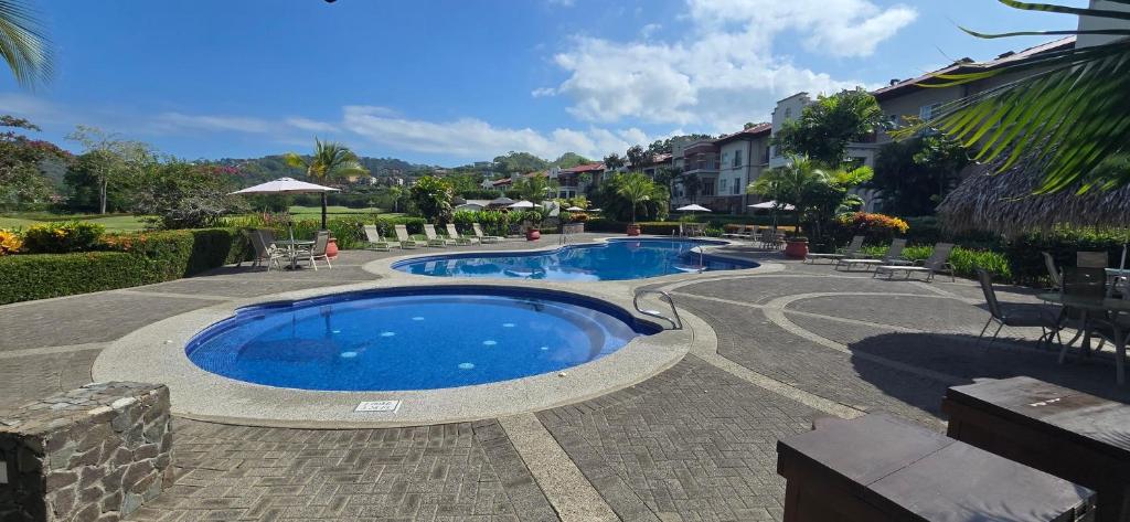 Πισίνα στο ή κοντά στο CR Luxury Del Mar 4Q 2 Bdrm