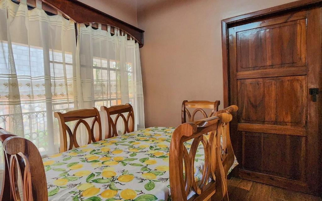 Postel nebo postele na pokoji v ubytování Hostal Marias