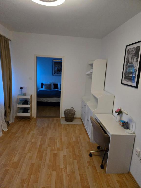 LaCasa-Mia Apartment Basel - Resim 13