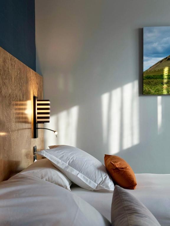 Travel Proud Debaines Hotel Santiago - Deluxe Room