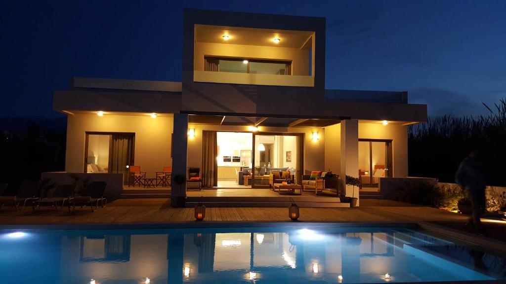 Πισίνα στο ή κοντά στο Sea Queen Villa