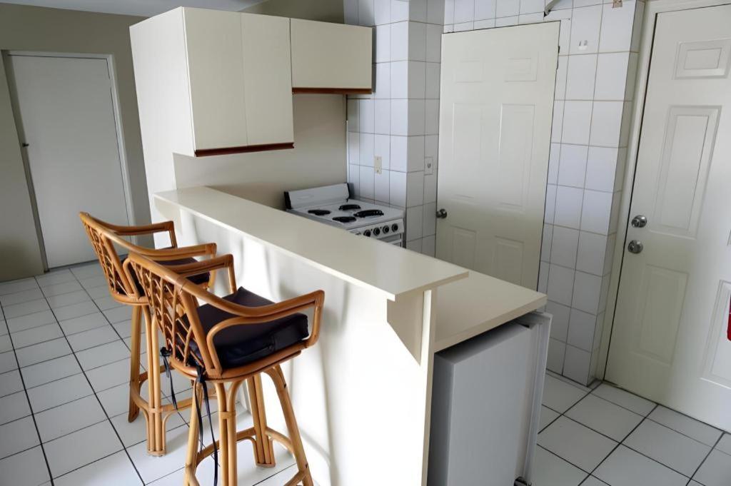 Kuchyň nebo kuchyňský kout v ubytování Curacao Lodge