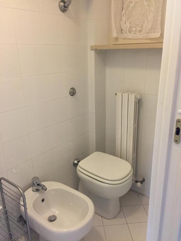Koupelna v ubytování Camere Da Aldo in centro Sirolo